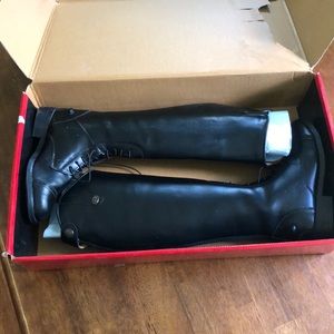 NWT Equistar field boot